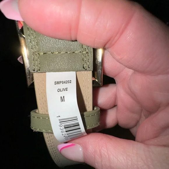 STEVE MADDEN Soffiano leather olive green belt with gold hardware size medium - Picture 5 of 7